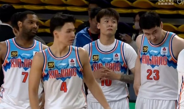 新疆男篮考察两名大外援，达卡里场均24.8+13.6，巴尔文场均18+12